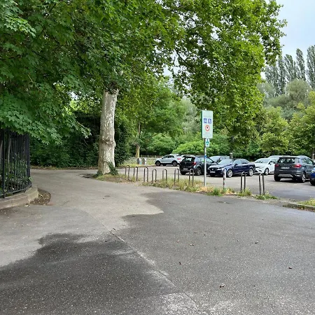 Daire Park Line Garden *