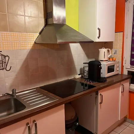 Park Line Garden 公寓